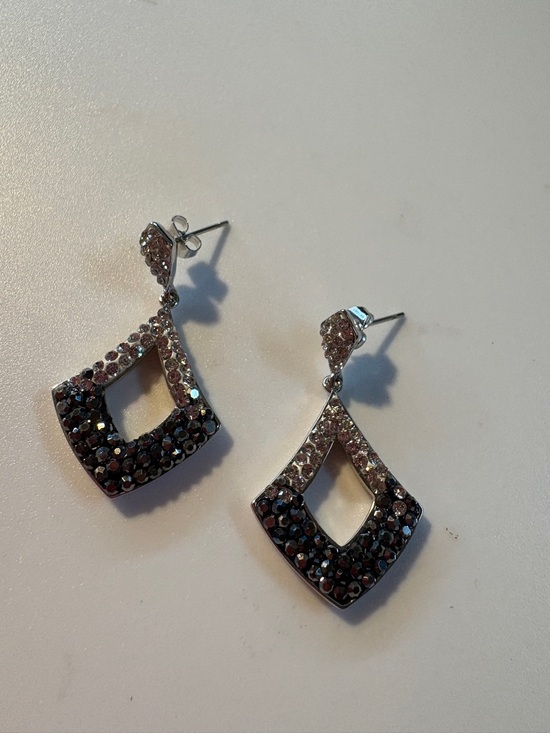 Jewelry - Silver Tone BlueCrystal Drop Earrings